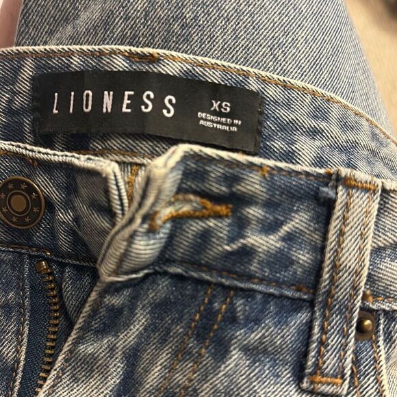 Women's Lioness Light Wash Slit Leg Denim Jeans size Extra Small - Picture 7 of 7